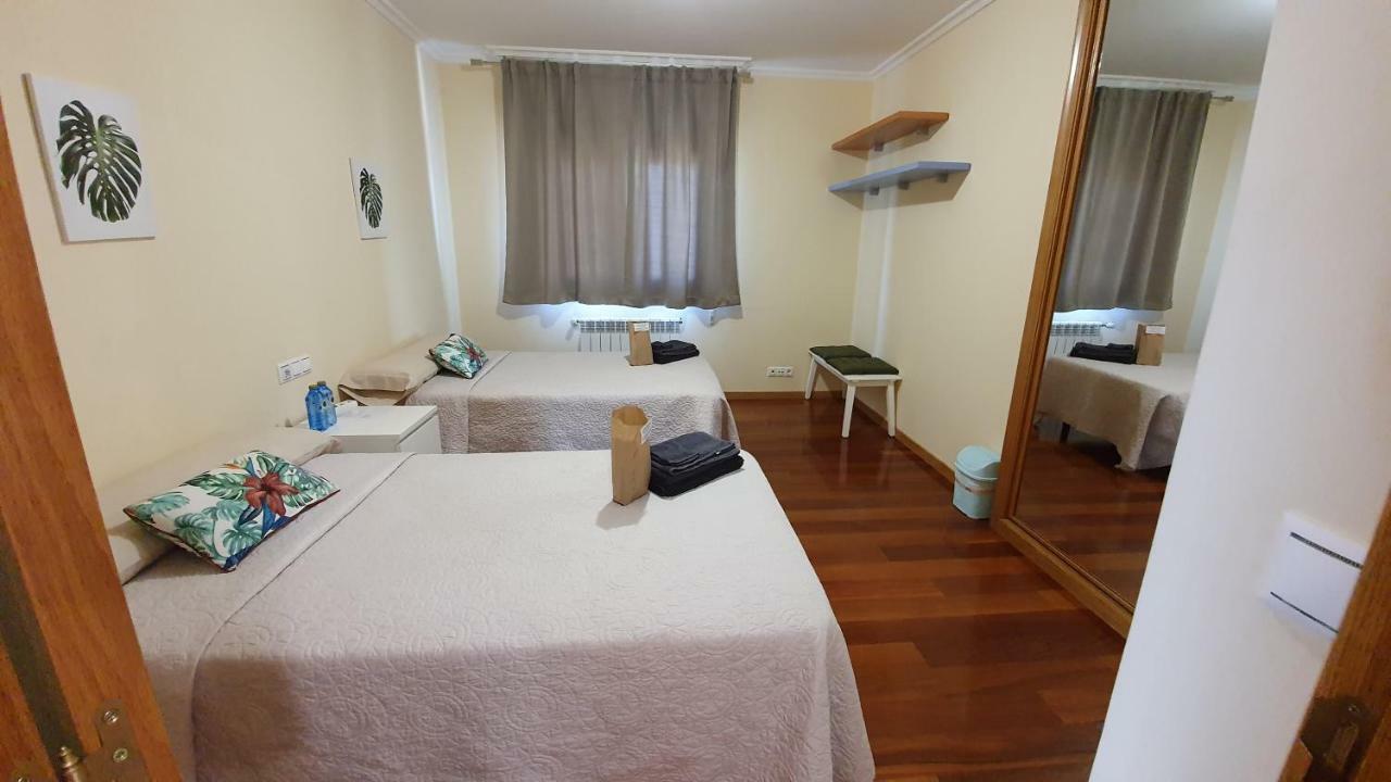 Estrella Do Camino Hotel Caldas De Reis Bagian luar foto